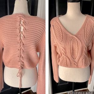Cute cropped sweater 💖
